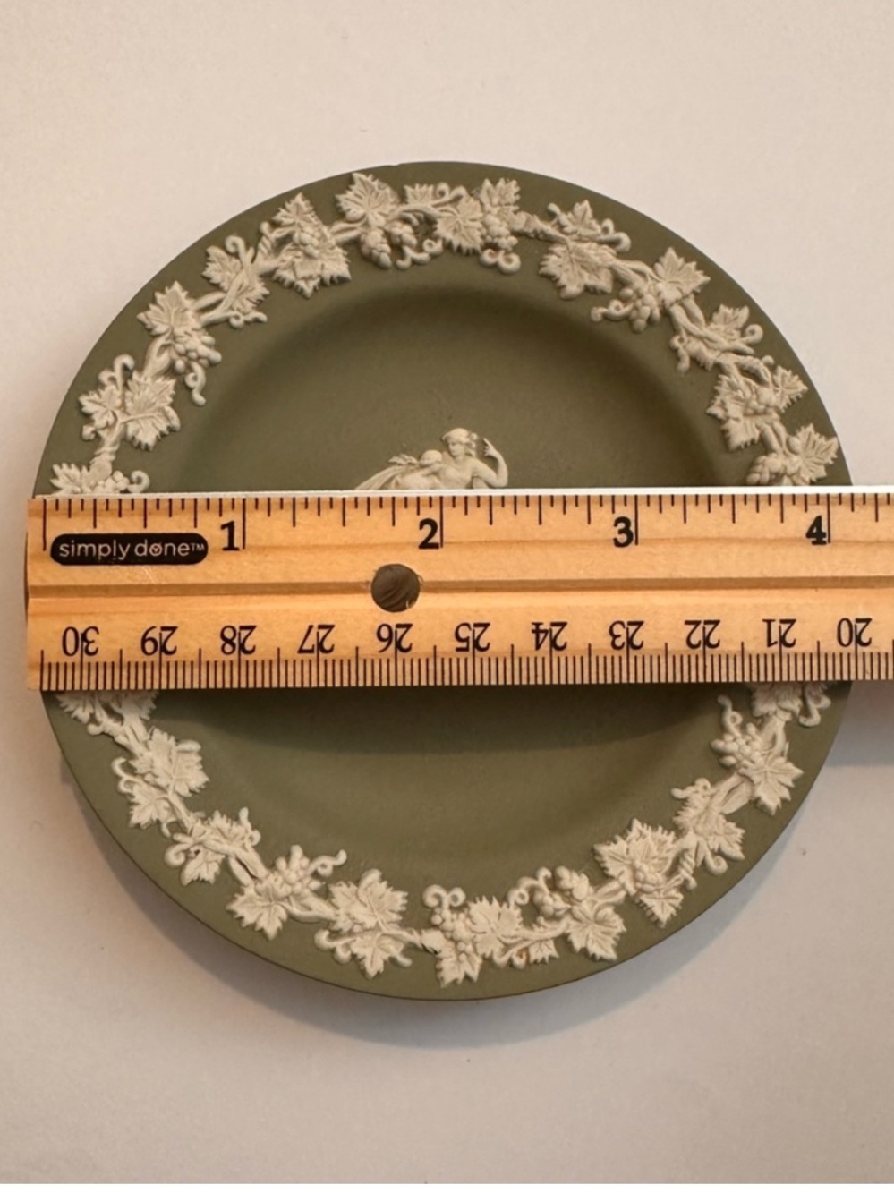 Wedgwood | Decor | Wedgwood Jasperware Trinket Plate | Celadon Cupid Asleep - Picture 4 of 5
